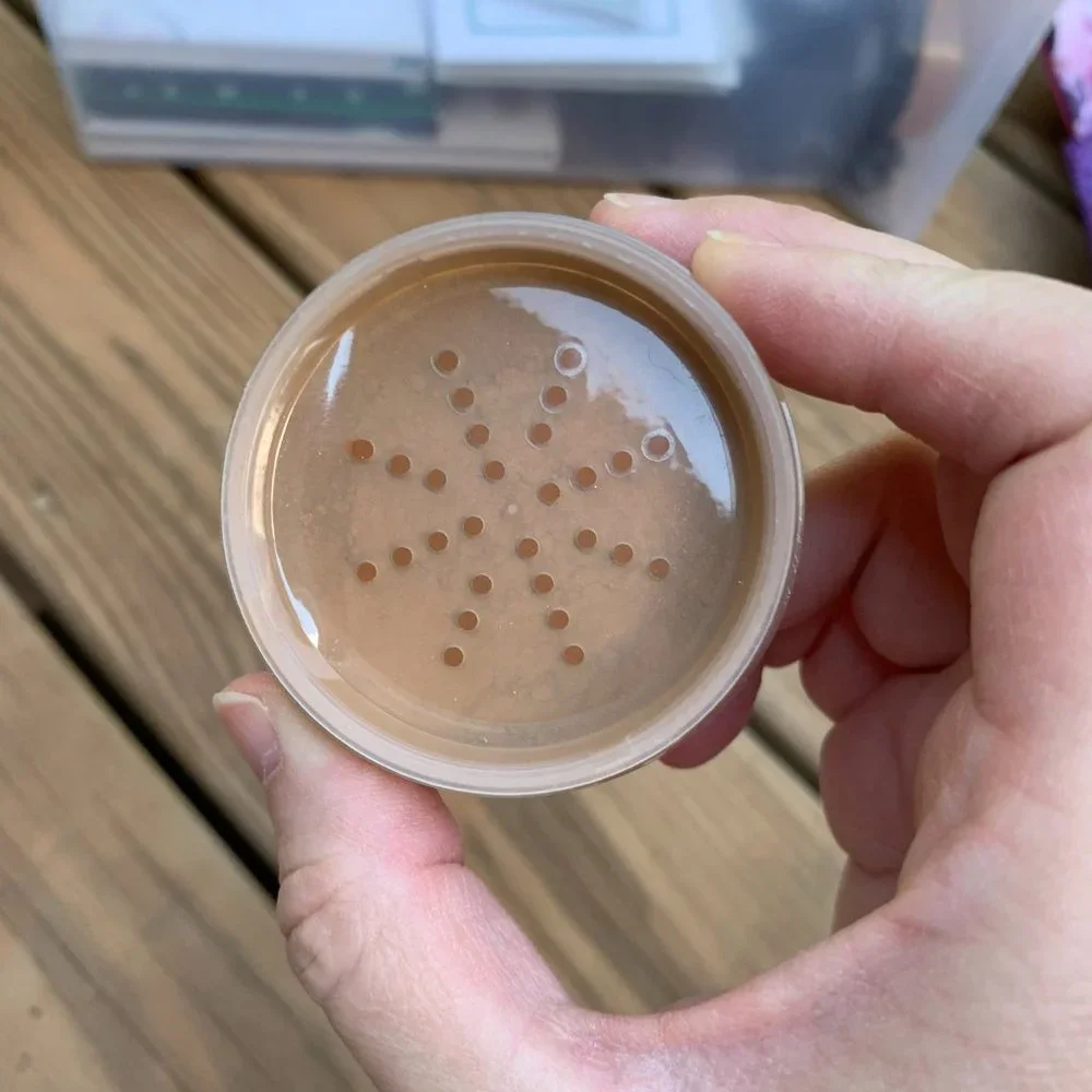 OSP Cosmetics Mineral Foundation Loose Powder in Mineral Deep Dark